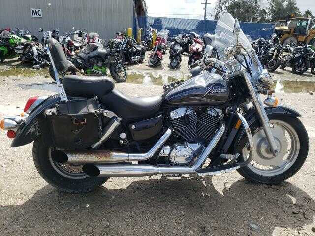 Honda VT1100C2 (SHADOW SABRE)