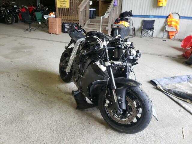 YAMAHA