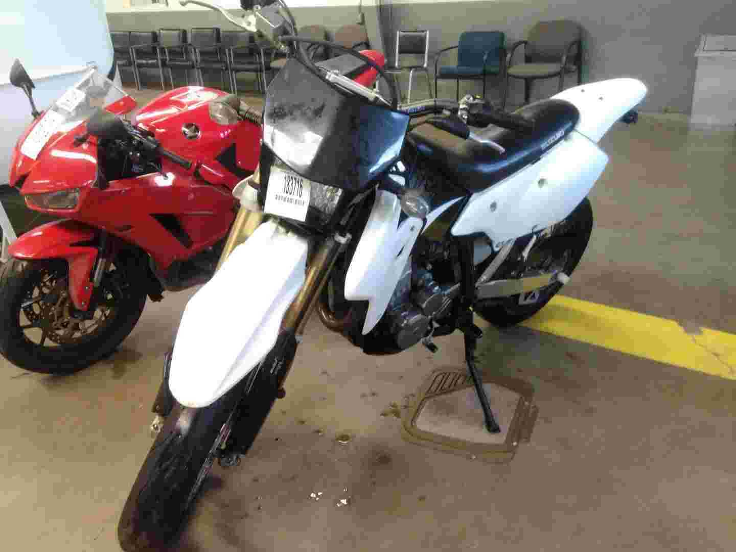 Suzuki DR-Z400SML