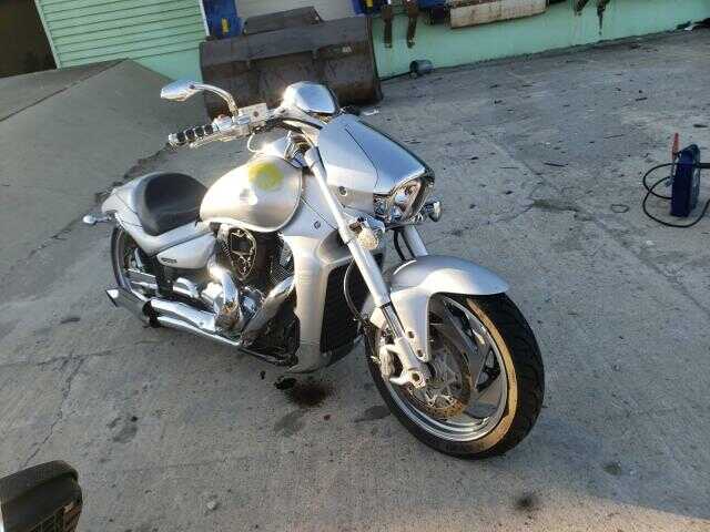 Suzuki VZR1800