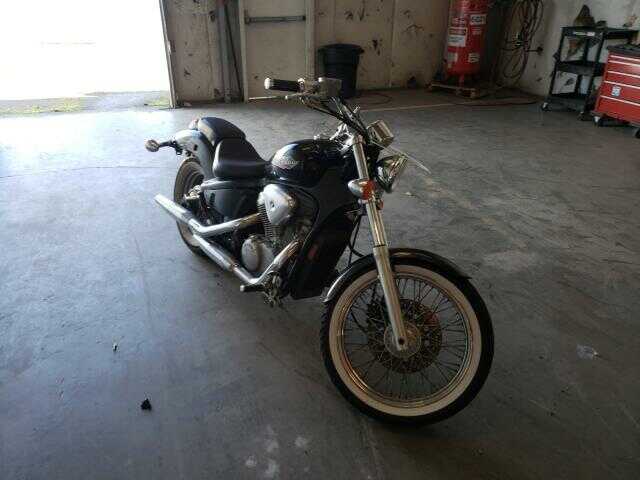 Honda VT600C (SHADOW VLX)