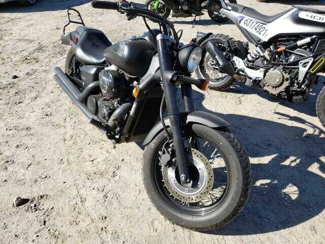 Honda VT750 (Shadow Phantom)