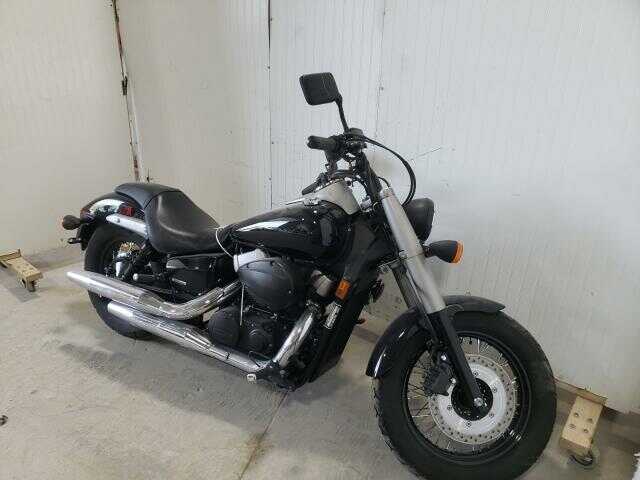 Honda VT750 (Shadow Phantom)