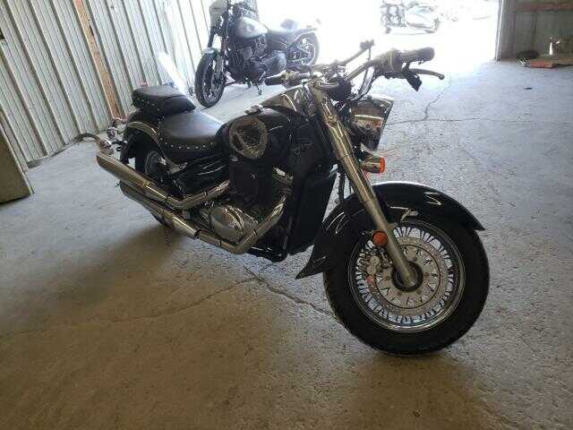 Suzuki VL800TL