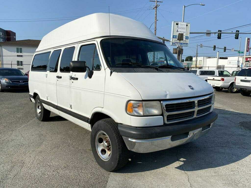 Dodge Ram Wagon