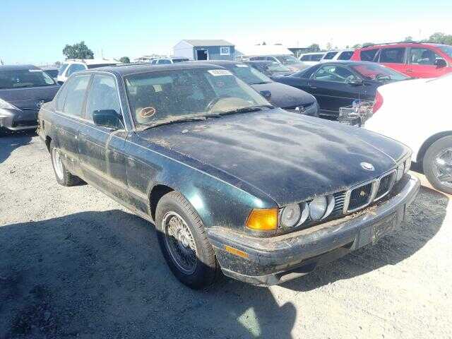 BMW 740i
