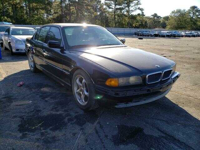 BMW 740i