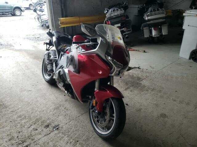 Honda VFR1200FD/VFR1200F