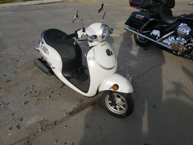 Honda NCW50/Metropolitan