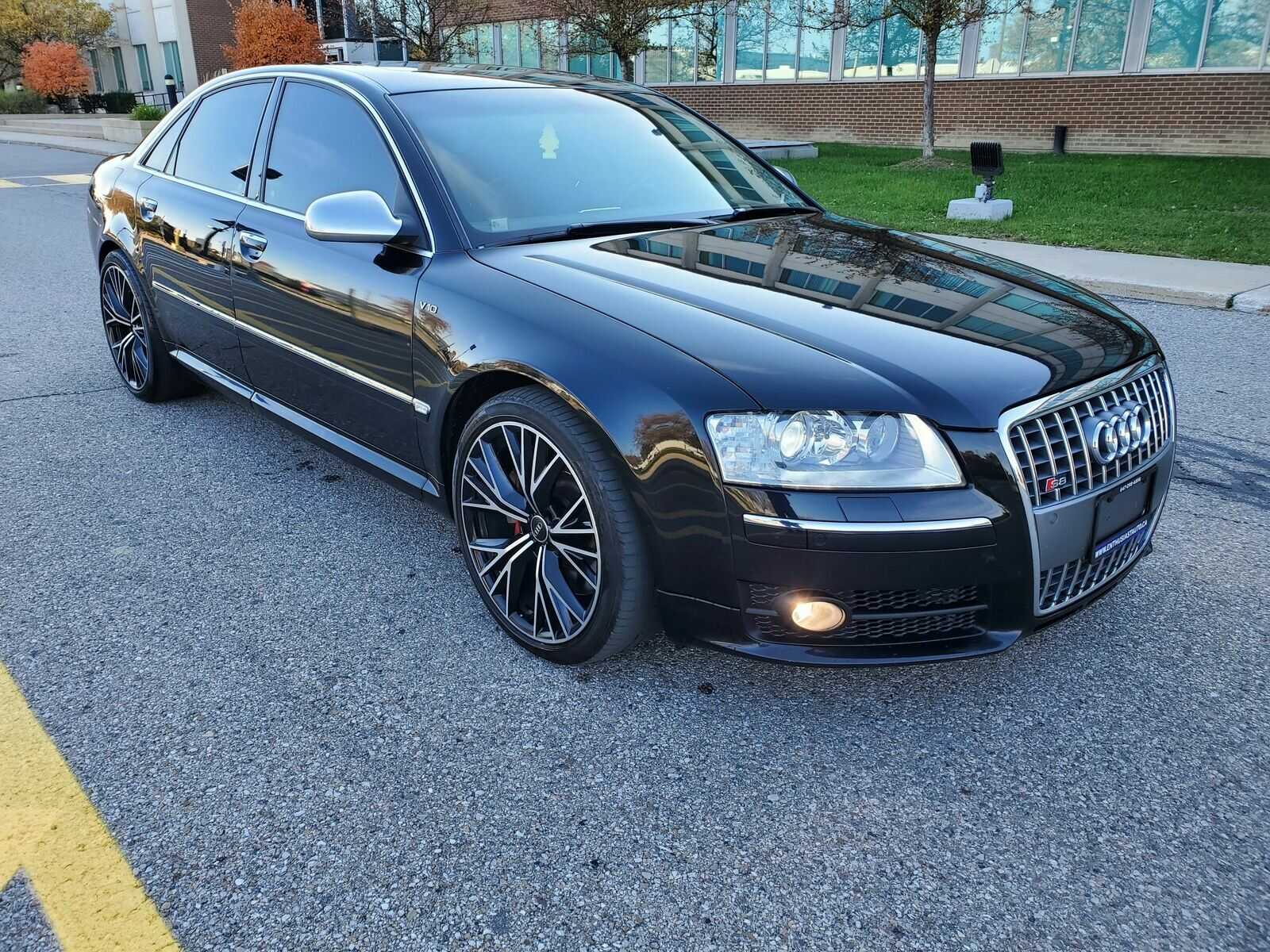 Audi S8