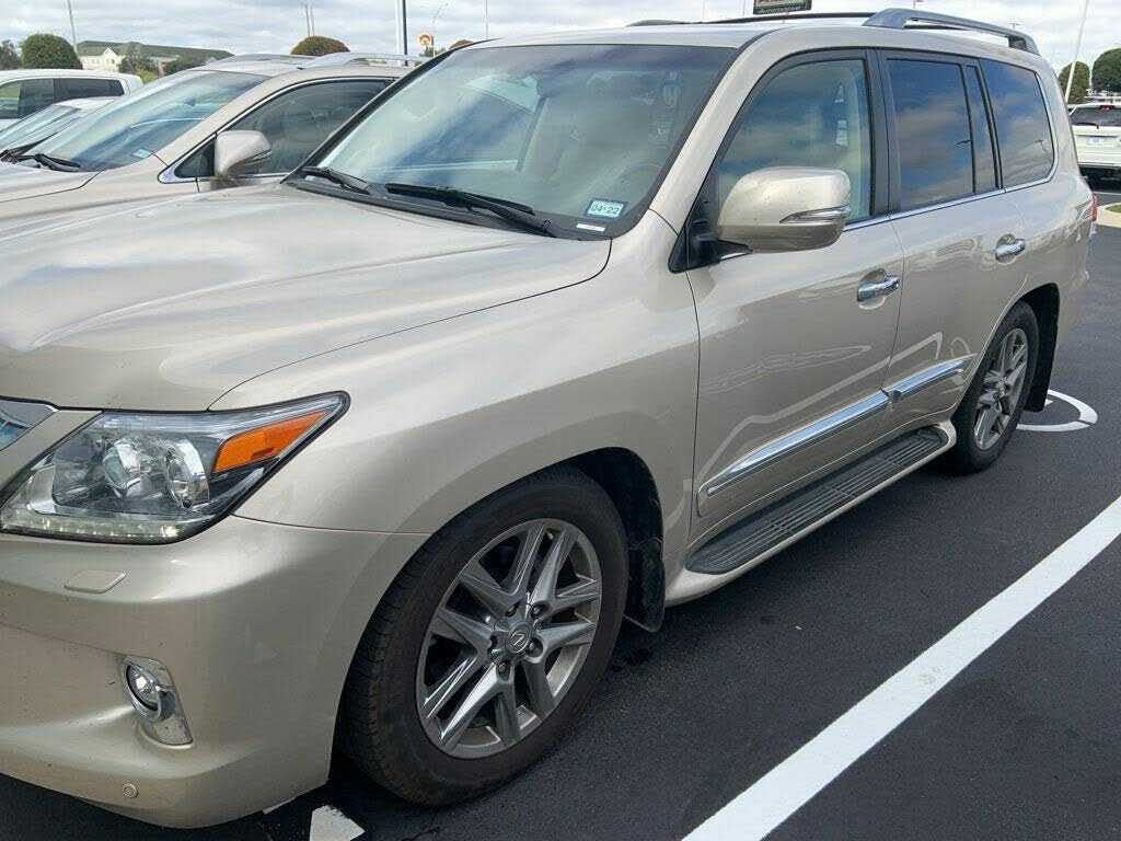 Lexus LX