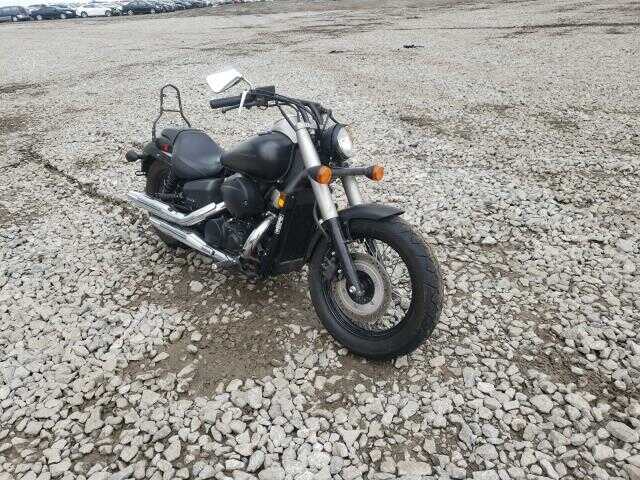 Honda VT750 (Shadow Phantom)