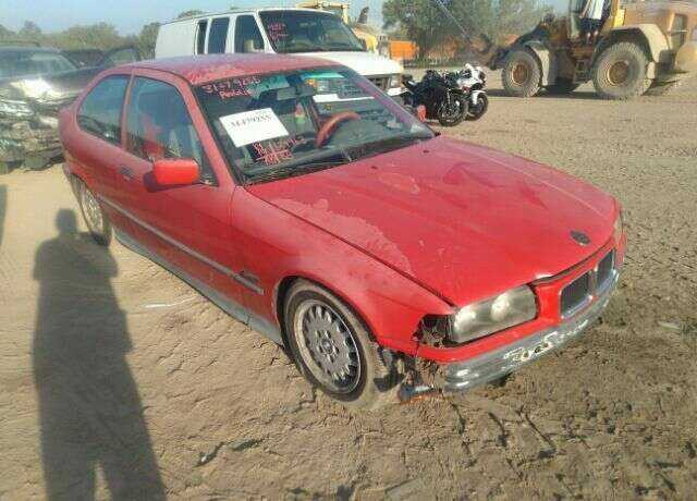 BMW 318ti