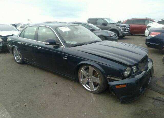 Jaguar XJ