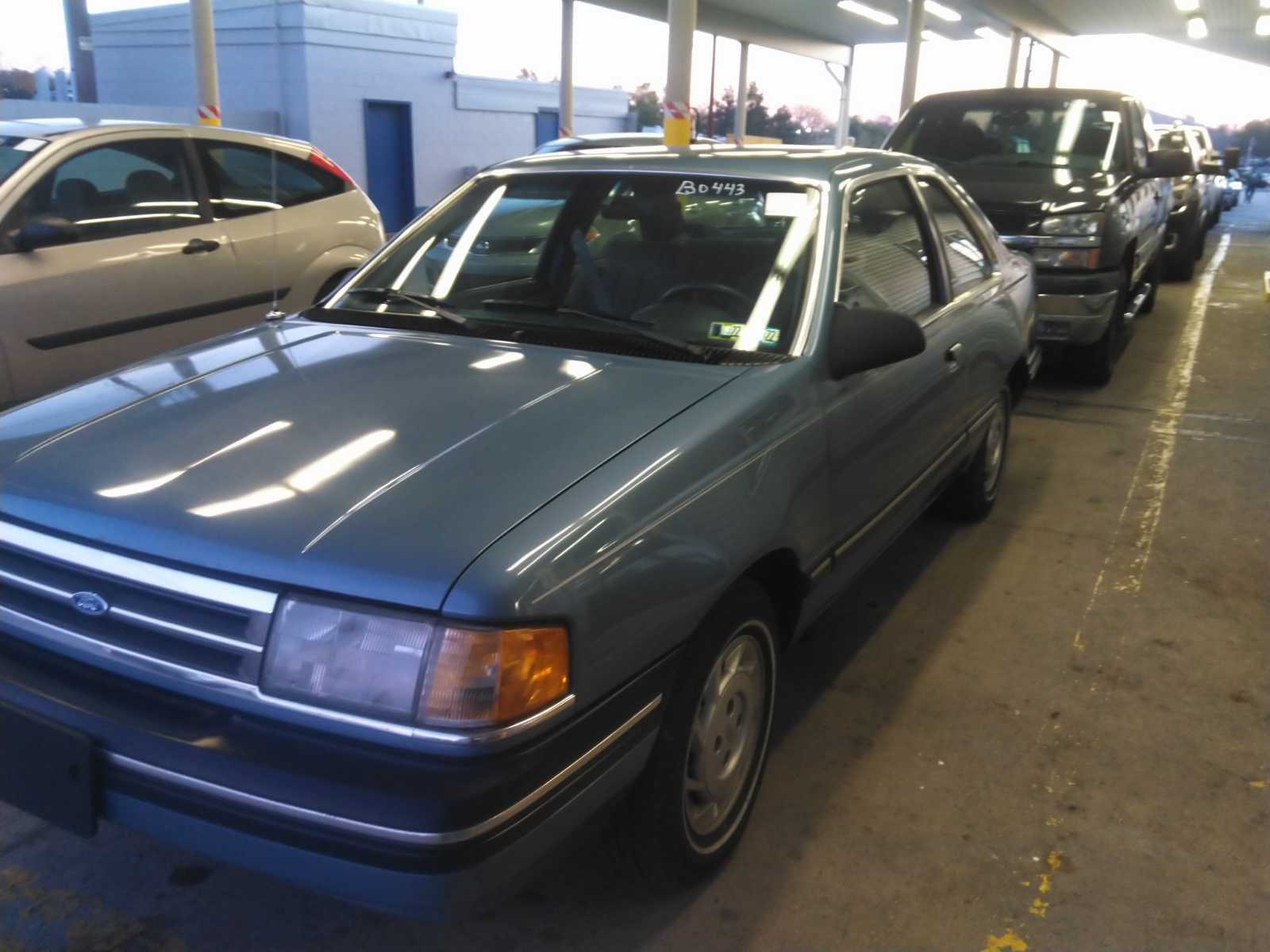 Ford Tempo