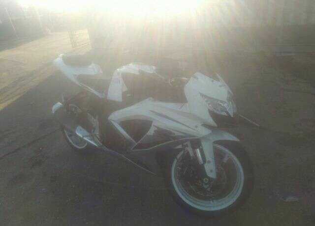 Suzuki GSX-R750