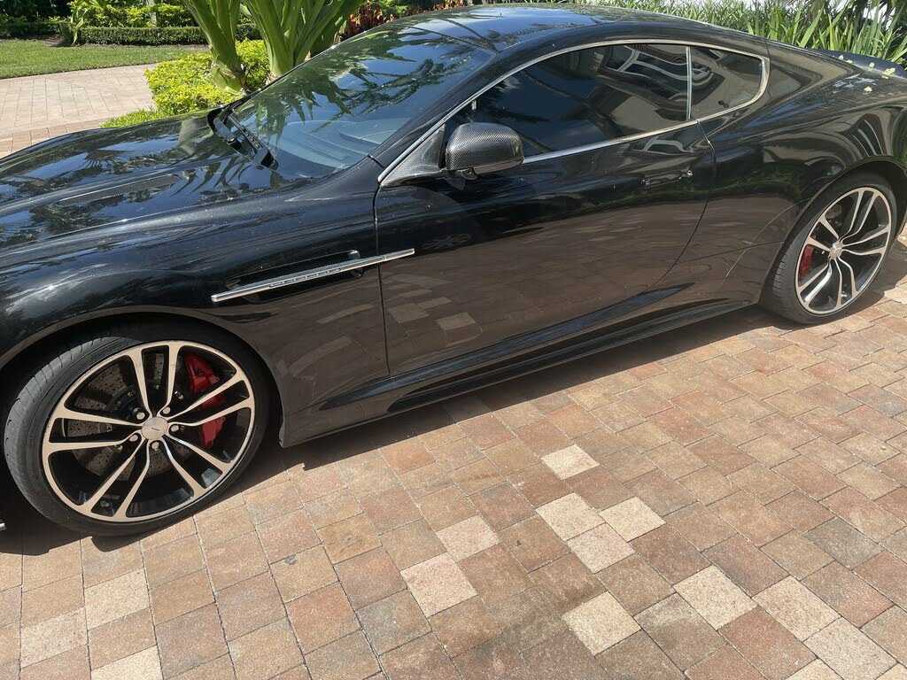 Aston Martin DBS