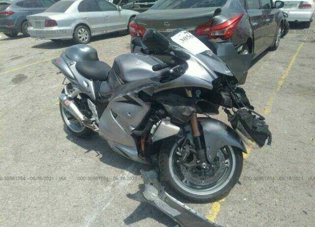 Suzuki GSX1300R
