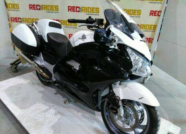 Honda ST1300PA