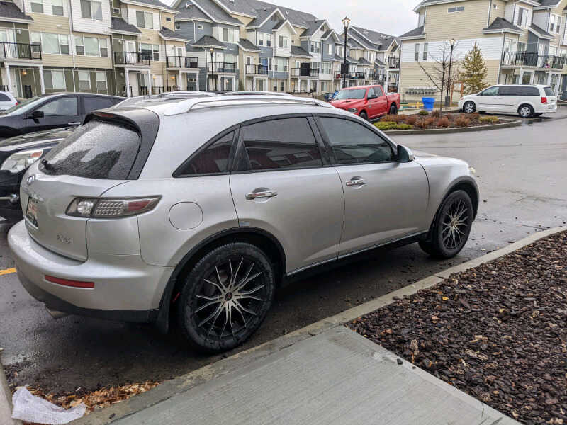 Infiniti FX45