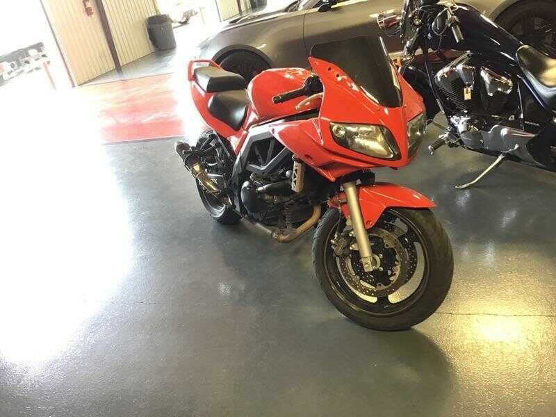 Suzuki SV650/SV650S