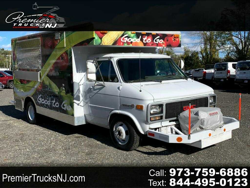 GMC Cutaway Van