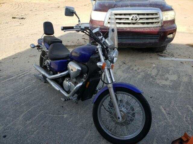 Honda VT600CD (SHADOW VLX DELUXE)