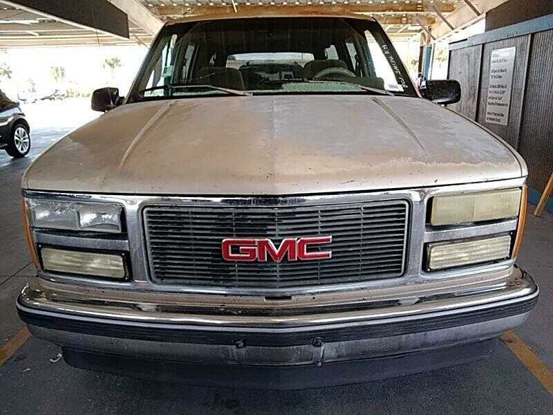 GMC Suburban