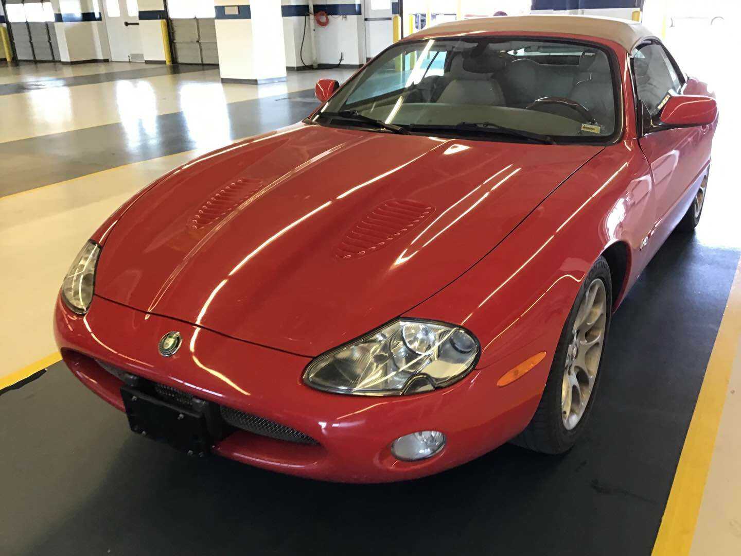 Jaguar XKR