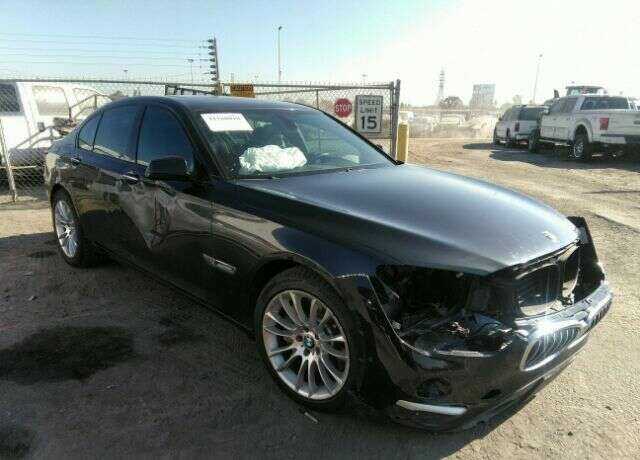 BMW 750i