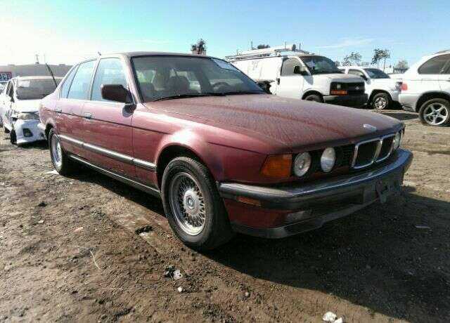 BMW 740i