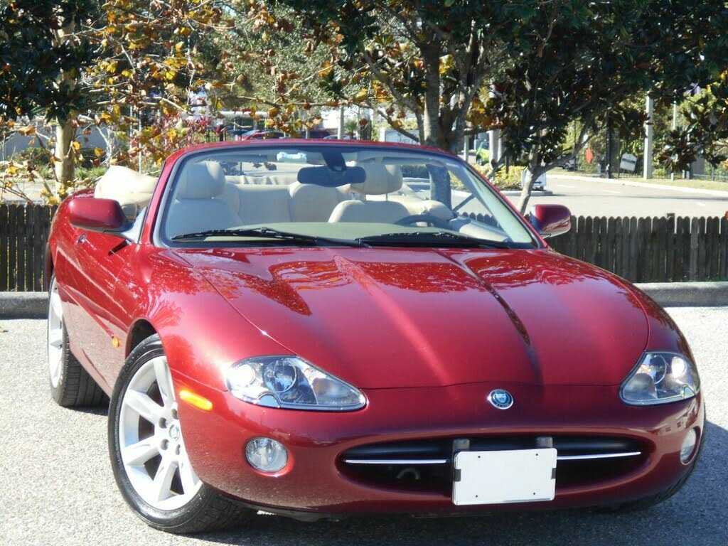 Jaguar XK8