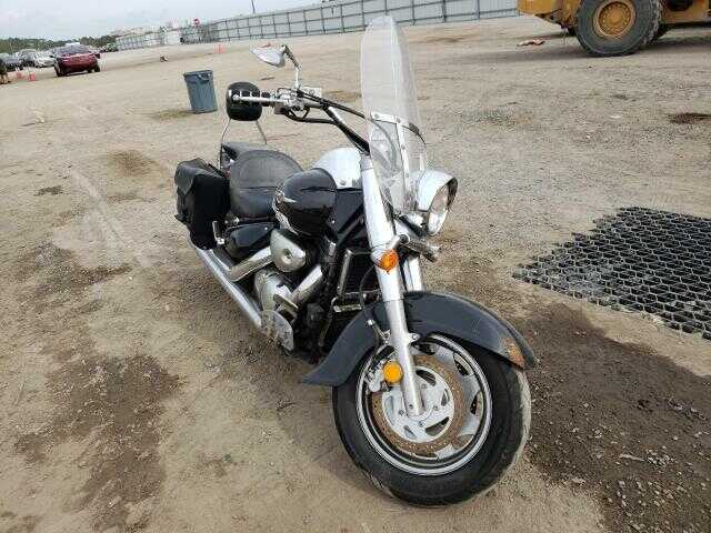 Suzuki VL1500 / VL1500T