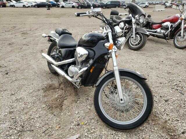 Honda VT600C (SHADOW VLX)