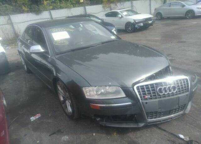 Audi S8