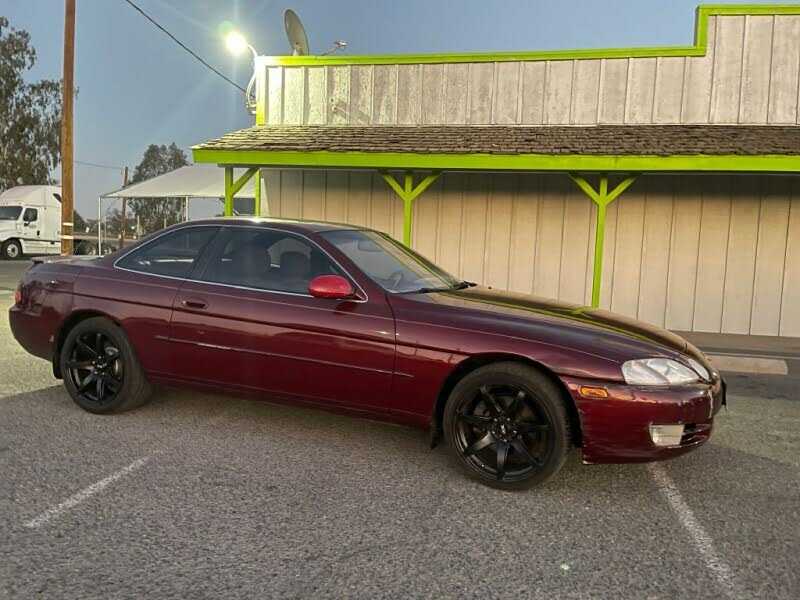 LEXUS