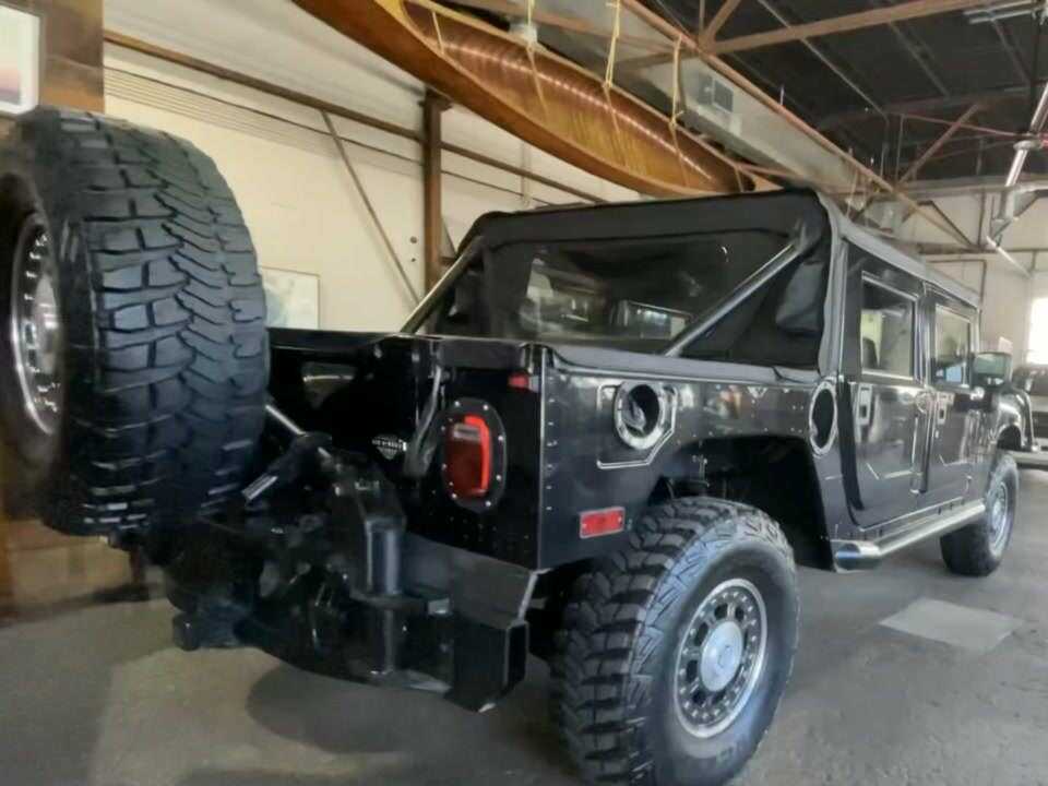HUMMER H1