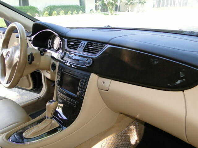 2009 Mercedes-Benz CLS-Class