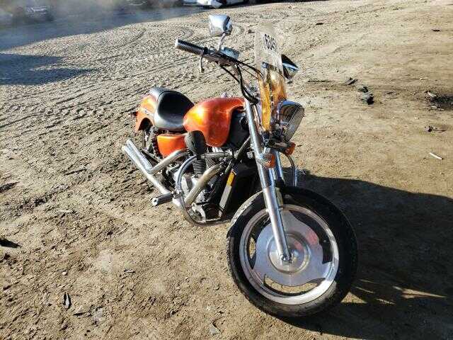 Honda VT1100C2 (SHADOW SABRE)