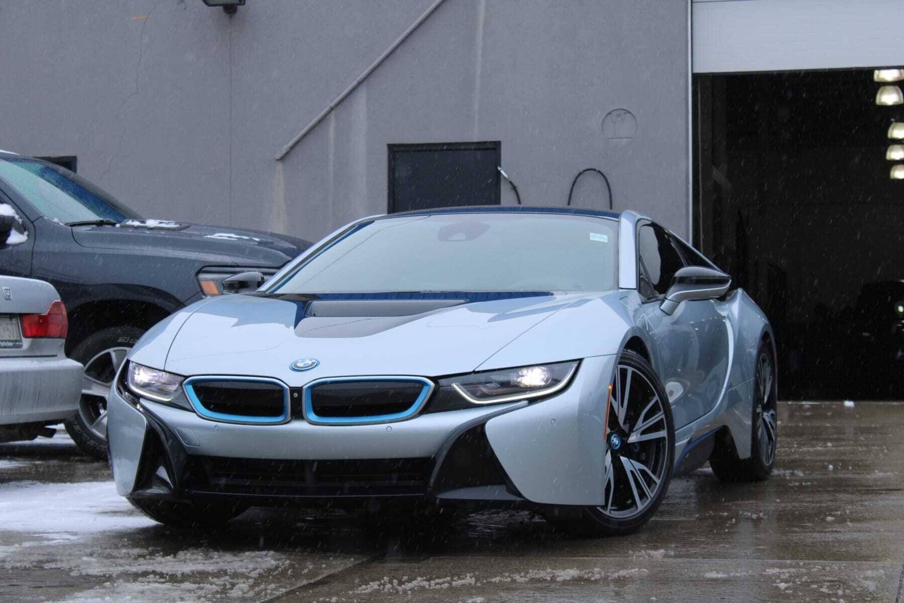 BMW i8