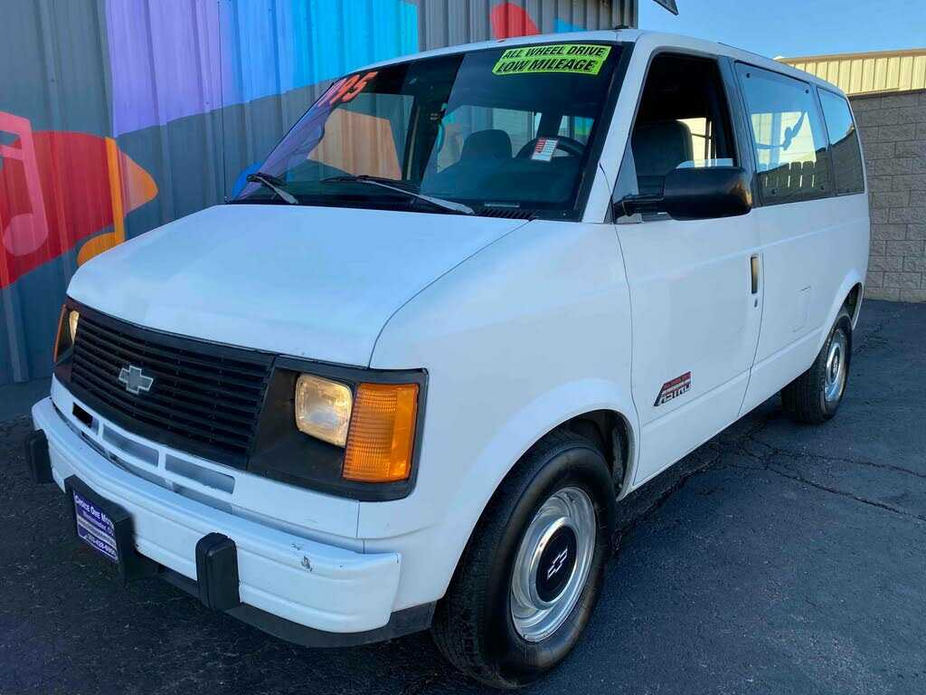 Chevrolet Astro Van