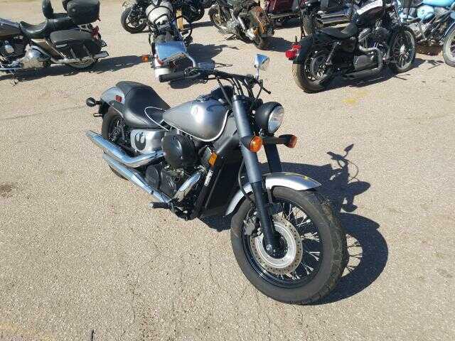 Honda VT750 (Shadow Phantom)