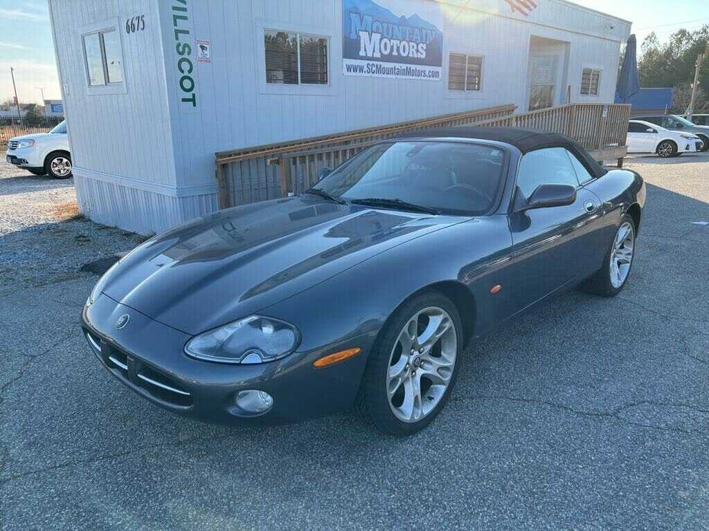 Jaguar XK8