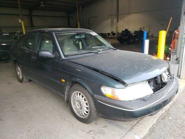 Saab 900