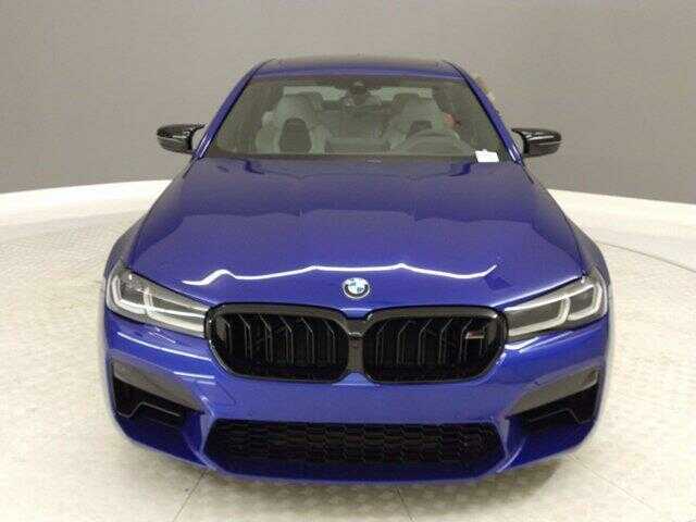 2022 BMW M5