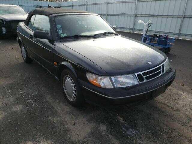Saab 900