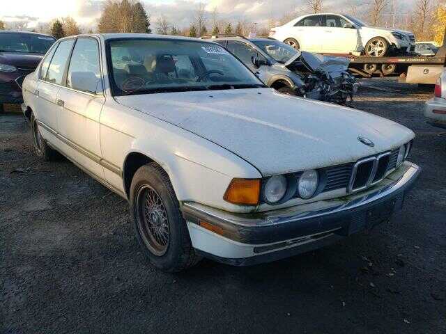 BMW 735i
