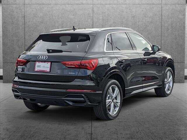 2022 Audi Q3