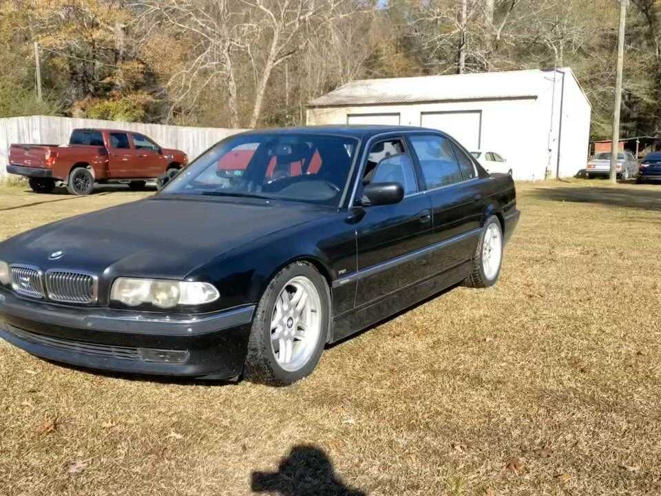 BMW 750i