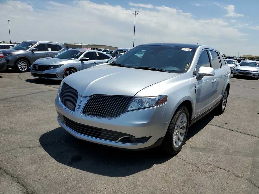 Lincoln MKT